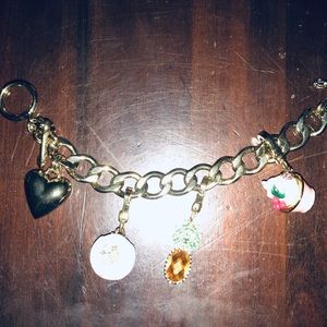 NWOT juicy couture charm bracelet